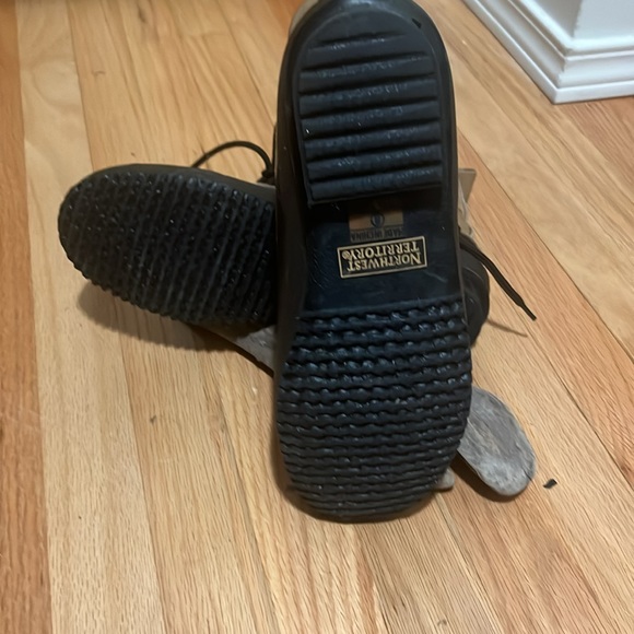 Insulated snow boot. - Picture 3 of 6